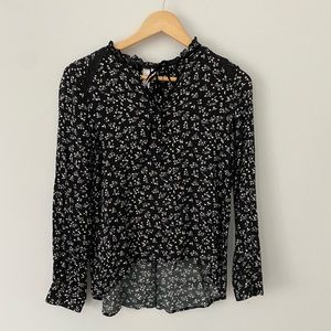 BP women’s XS high low floral blouse